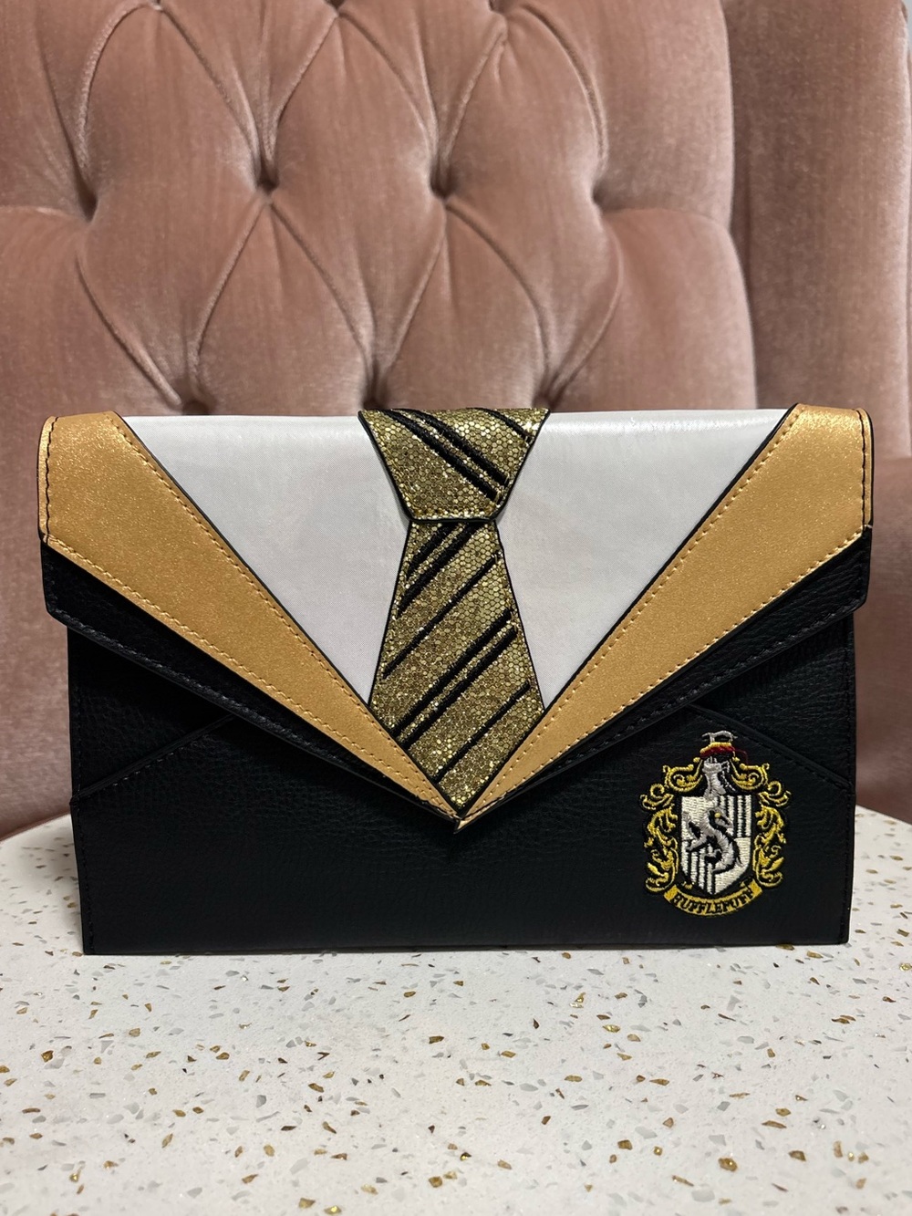 Harry Potter Hufflepuff Uniform Clutch Gold